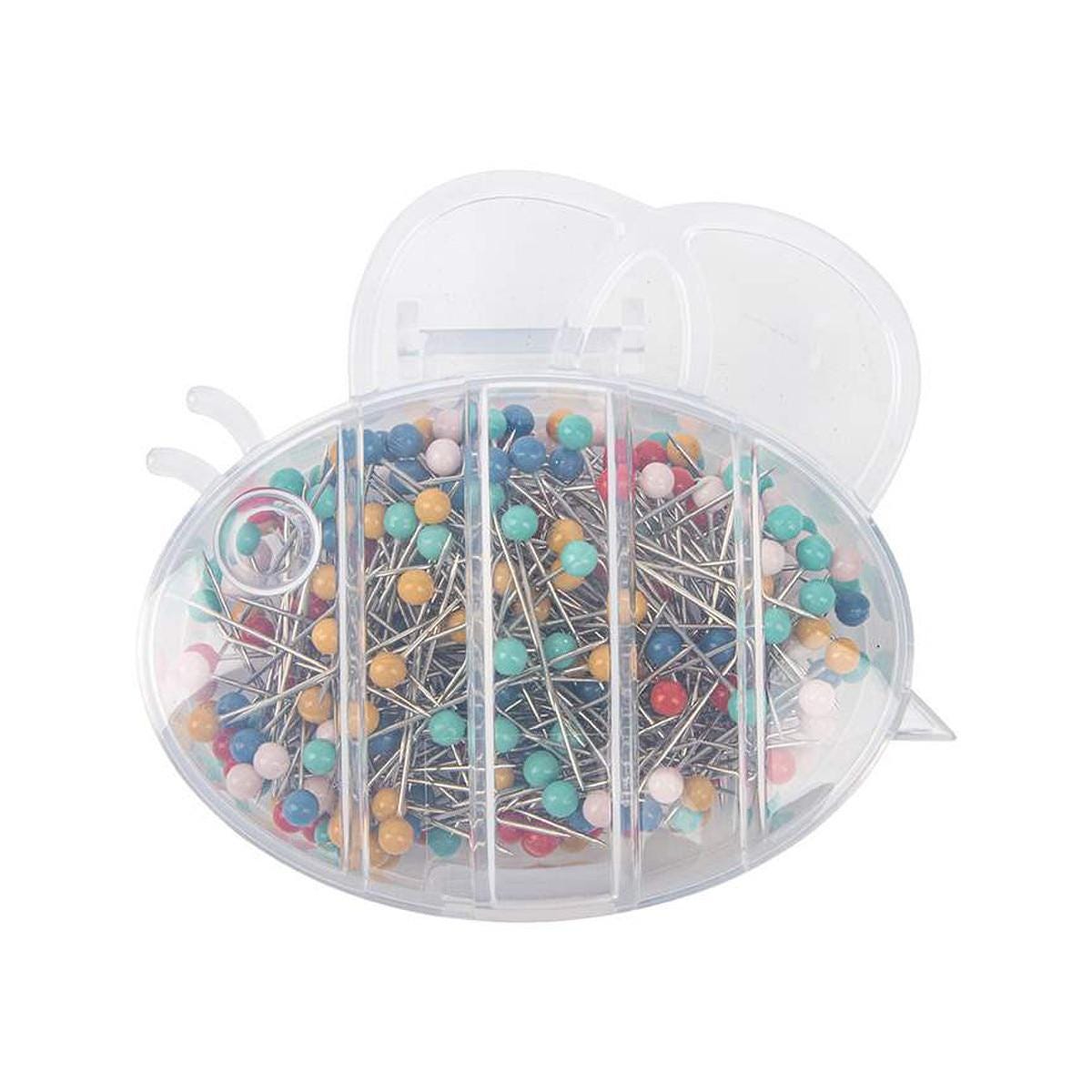 Image of the  Lori Holt Applique Pretty Pins™ by Riley Blake Designs. Features a plastic case with short pins. 
Cute Little Fabric Shop