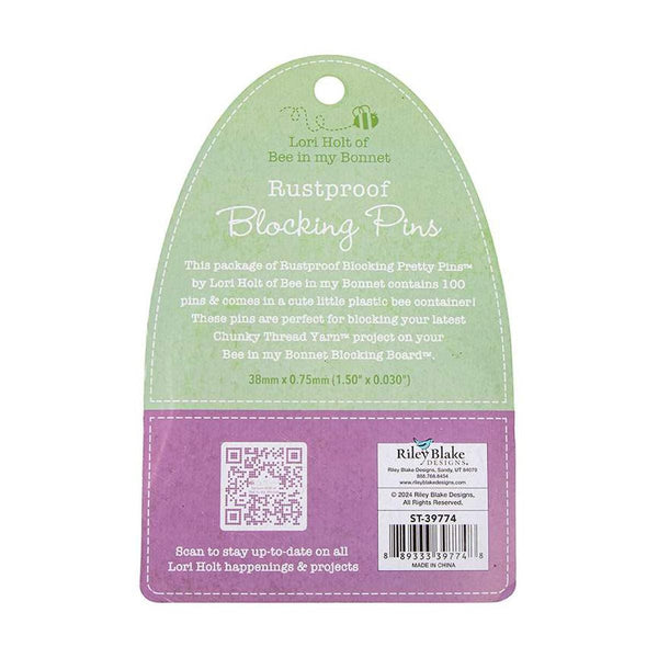 Image of the  Lori Holt Rustproof Blocking Pretty Pins™ by Riley Blake Designs. Features a plastic case with blocking pins. 
Cute Little Fabric Shop