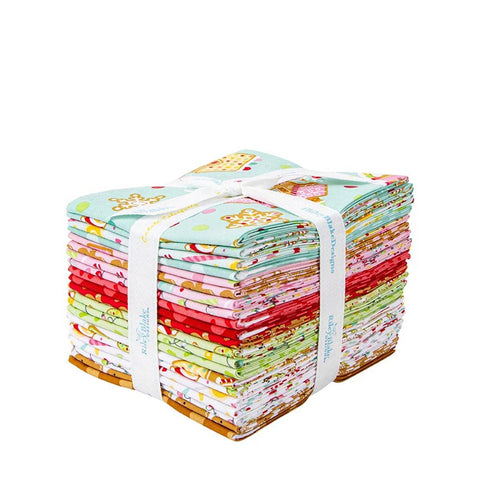 SALE Gingerbread Kisses Fat Quarter Bundle 21 pieces - Riley Blake Designs - Pre cut Precut - Christmas - Quilting Cotton Fabric