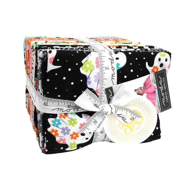 SALE Fab Boo Lous Fat Quarter Bundle 32 pieces - 22480AB - Moda Fabrics - Pre cut Precut - Halloween Spooky - Quilting Cotton Fabric