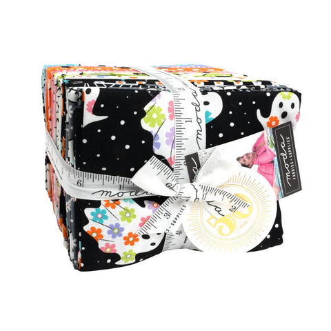 SALE Fab Boo Lous Fat Quarter Bundle 32 pieces - 22480AB - Moda Fabrics - Pre cut Precut - Halloween Spooky - Quilting Cotton Fabric