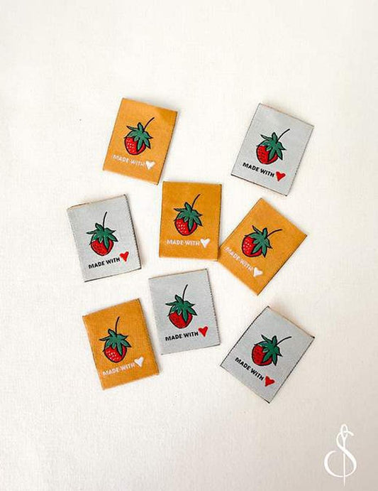 Made With Love Woven Labels P178-SIWL16 - Riley Blake Designs - Minki Kim - Double Sided - Machine Washable - Polyester - 8 Labels