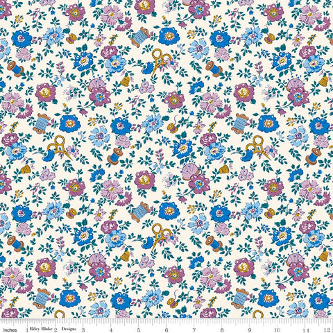 Tudor Celebration 01667443A Haberdashery Floral A - Riley Blake Designs - Floral Flowers - Liberty Fabrics - Quilting Cotton Fabric