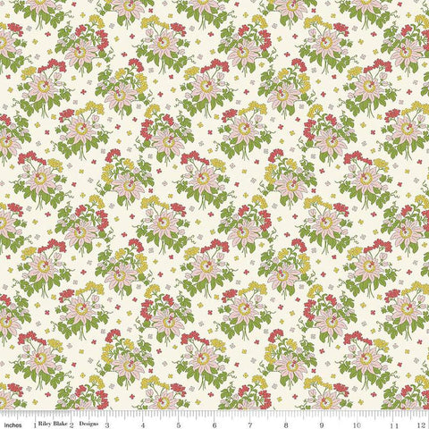 Postcard from Paradise 01667438A Passionflower Sway A - Riley Blake Designs - Floral Flowers - Liberty Fabrics - Quilting Cotton Fabric