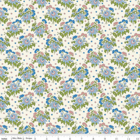 Postcard from Paradise 01667438B Passionflower Sway B - Riley Blake Designs - Floral Flowers - Liberty Fabrics - Quilting Cotton Fabric