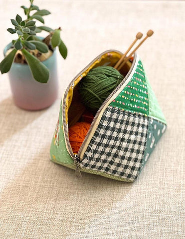 SALE Minki Kim Criss Cross Pouch Set Bag Project Quilt PATTERN P178-SIBP12 - Riley Blake Designs - INSTRUCTIONS Only - Multiple Sizes