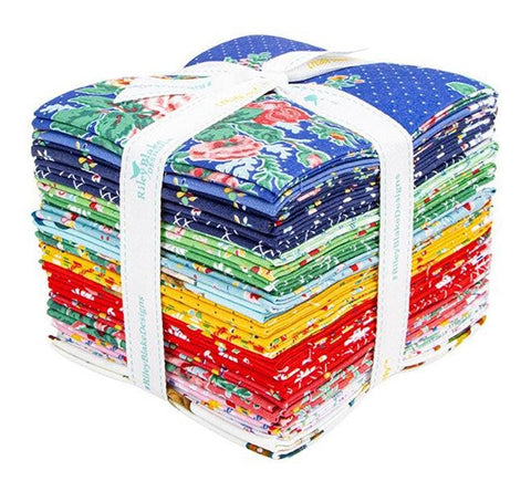 Simple Pleasures Fat Quarter Bundle 26 pieces - Riley Blake Designs - Pre cut Precut - Floral Flowers - Quilting Cotton Fabric