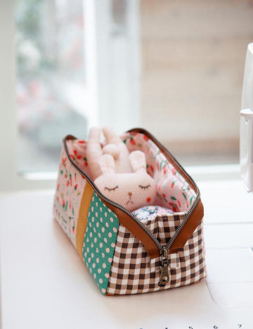 SALE Minki Kim Open Up Box Pouch Bag Project Quilt PATTERN - Riley Blake Designs - INSTRUCTIONS Only