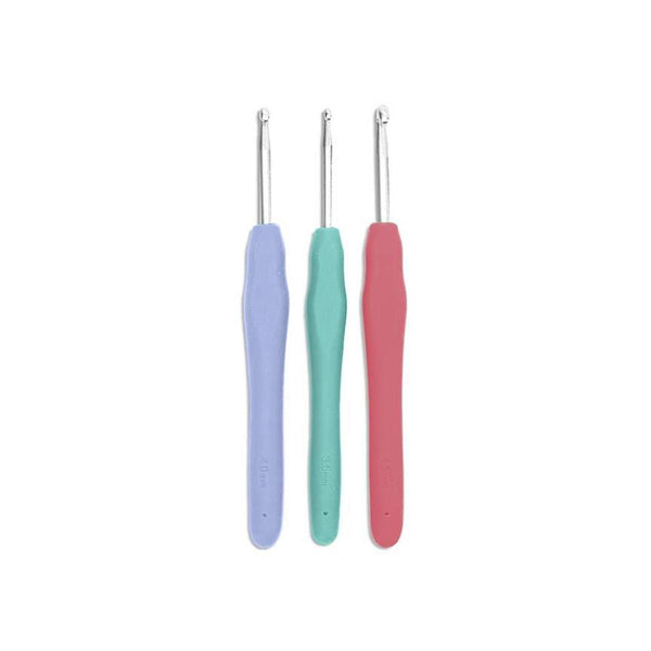 SALE Lori Holt 100% Cute Crochet Hooks ST-43602 - Riley Blake Designs - Set of 3 - 3.5mm 4.0mm And 4.5mm - Perfect for Chunky Thread