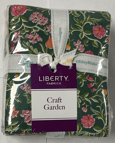 Craft Garden Fat Quarter Bundle 15 pieces - Riley Blake - Pre cut Precut - Floral Flowers - Liberty Fabrics - Quilting Cotton