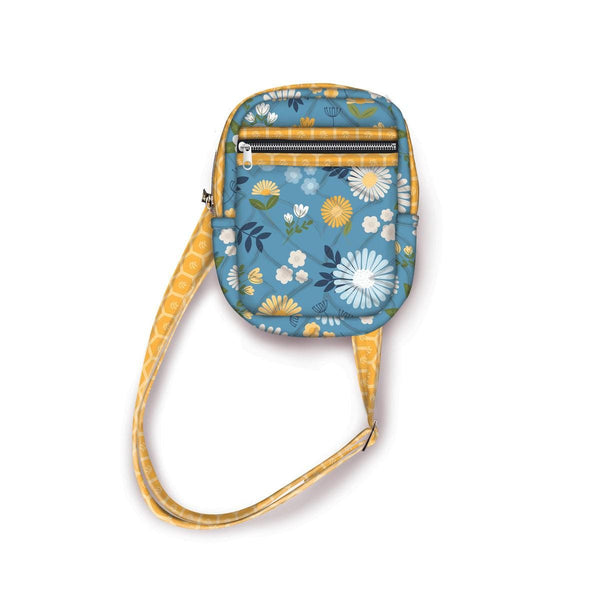 SALE Athena Crossbody Bag PATTERN P234 by Knot and Thread Design - Riley Blake Design - INSTRUCTIONS Only - Fat Quarter Friendly