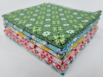 Flea Market Fat Quarter Bundle 6 pieces 6FQ-FLEAMARKET - Lori Holt - Riley Blake Designs -  Precut - Floral - Quilting Cotton Fabric