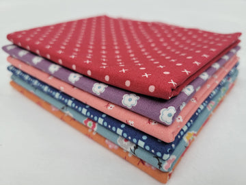 SALE Bee Dots Fat Quarter Bundle 6 pieces 6FQ-BEEDOTS - Lori Holt - Riley Blake Designs -  Precut - Floral Flower - Quilting Cotton Fabric