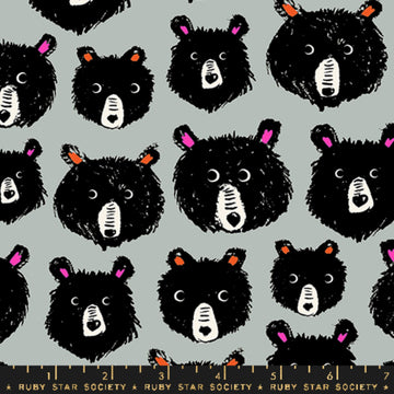 Fat Quarter End of Bolt - Teddy And The Bears Bear Heads RS2102 Oyster - Moda Fabrics - Novelty Animal Heads - Quilting Cotton Fabric