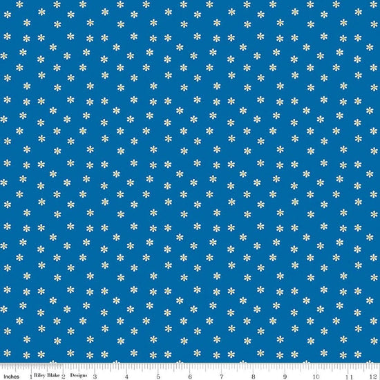 Image of Summer's in Town Daisies Blue quilting cotton fabric by Sandy Gervais for Riley Blake Designs. Features flowers on a blue background. Cute Little Fabric Shop.