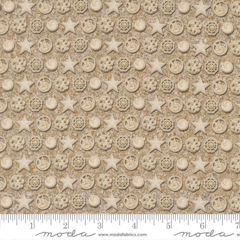Image of Saltwater The White Pearl Sand quilting cotton fabric by Cathe Holden for Moda Fabrics. Features seashells on a beige background. Cute Little Fabric Shop.