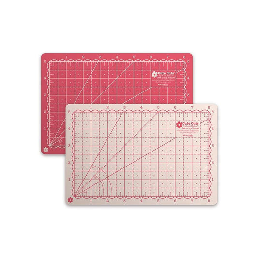 SALE Cute Cuts™ Cutting Mat 5" x 8" - STCM-48389 - Riley Blake Cutting Mat
