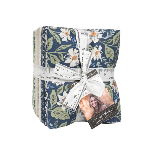 True Love Fat Quarter Bundle Floral Fabric - 5260AB - 31-Piece Precut - Moda Fabrics Quilting Cotton Fabric