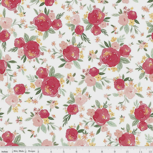 Fat Quarter End of Bolt - FLANNEL Baby Girl Floral F11440 White - Riley Blake - Flowers  Cream Pink - FLANNEL Cotton Fabric