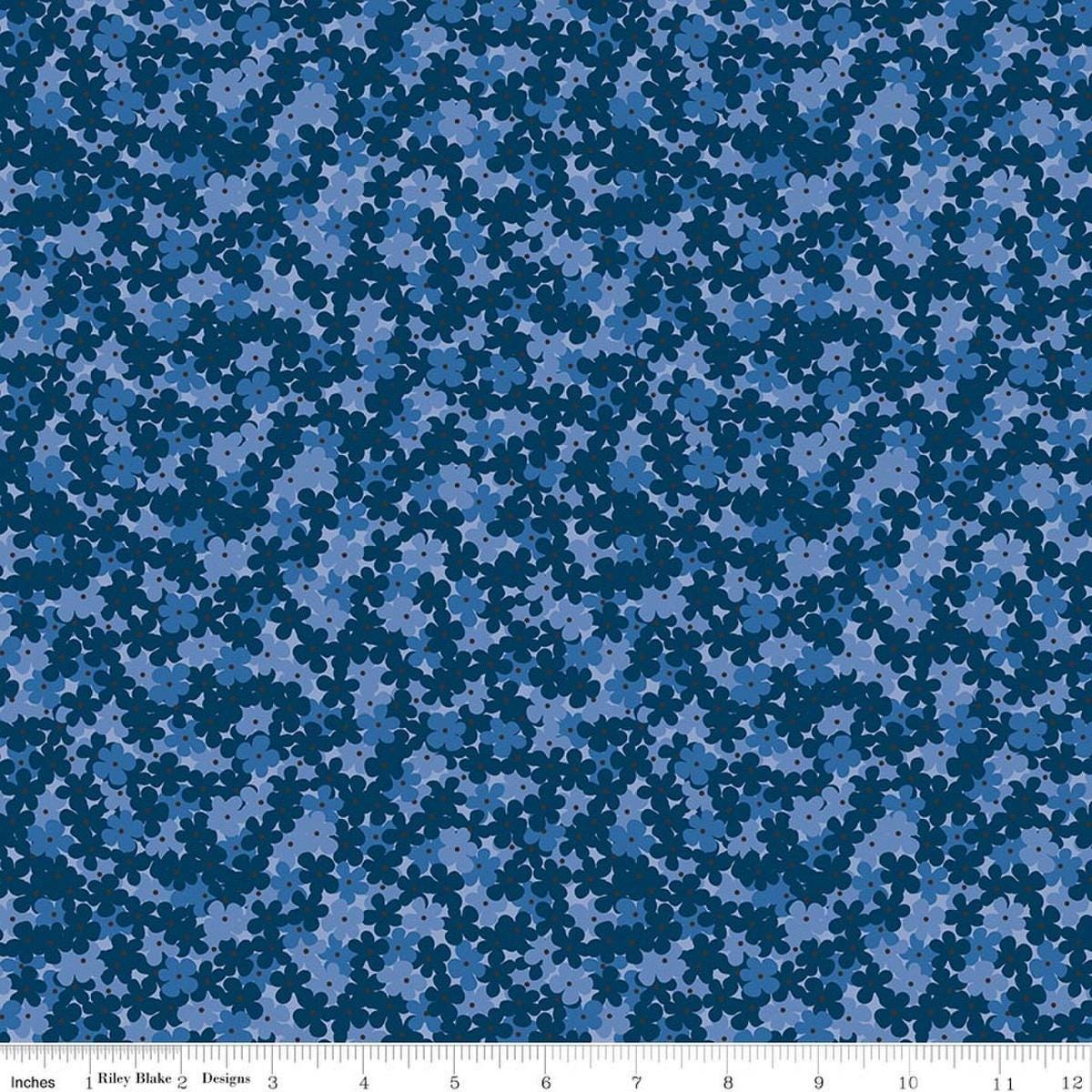 Image of Foxglove Hydrangea Oxford Blue quilting cotton fabric by Jill Finley for Riley Blake Designs. Features flowers on a blue background. Cute Little Fabric Shop.