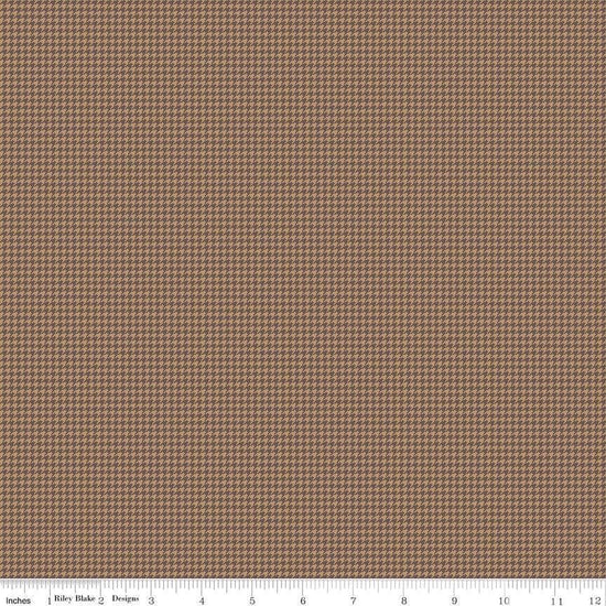 Image of Cozy Autumn Houndstooth Tea Dye quilting cotton fabric by Beverly McCullough for Riley Blake Designs. Features houndstooth on a brown background. Cute Little Fabric Shop.