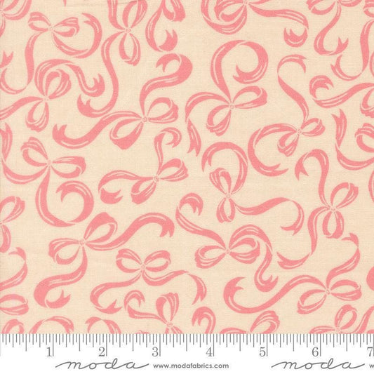 Image of Je Taime Tie a Bow Lace quilting cotton fabric by Stacy Iest Hsu for Moda Fabrics. Features bows on a cream background. Cute Little Fabric Shop.