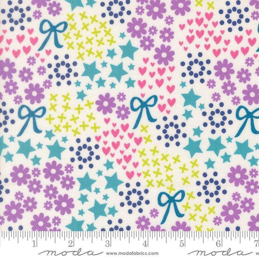 Image of Makers Delight Doodles Breeze by Chrissy Lux for Moda Fabrics. Features hearts and flowers on a white background. Cute Little Fabric Shop.