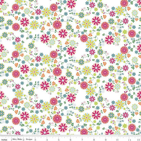 CLEARANCE Garden Party Wreaths C9563 Cream - Riley Blake Designs - Floral Flowers - Quilting Cotton Fabric