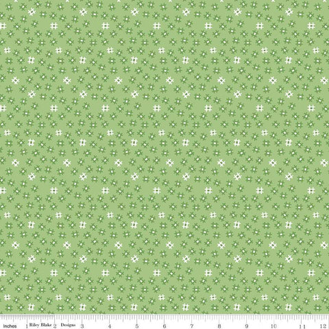 CLEARANCE Prim Small Churn Dash C9695 Granny Apple - Riley Blake Designs - Green  Tic-Tac-Toes - Quilting Cotton Fabric