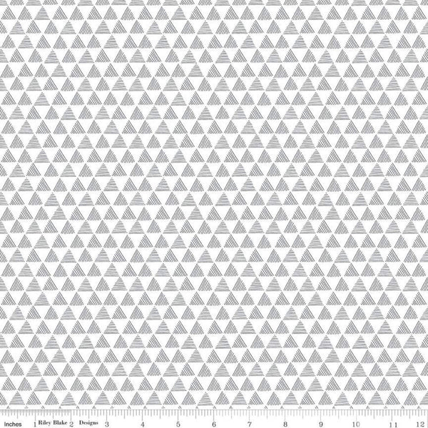 Fat Quarter End of Bolt - Purrfect Day Triangles C9904 White - Riley Blake Designs - Cat Cats Kittens Geometric Gray White - Quilting Cotton