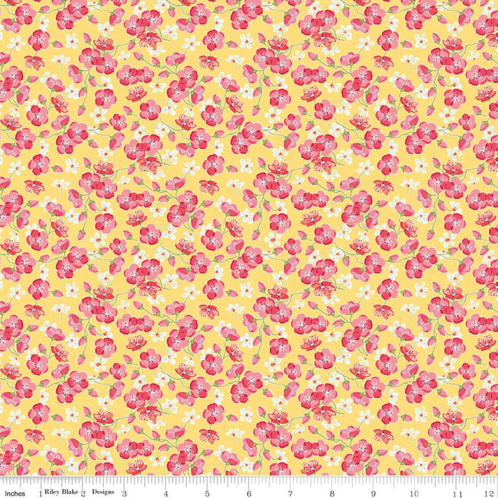 31" End of Bolt Piece - Glohaven Blossoms C9835 Yellow - Riley Blake Designs - Flowers Floral - Quilting Cotton Fabric