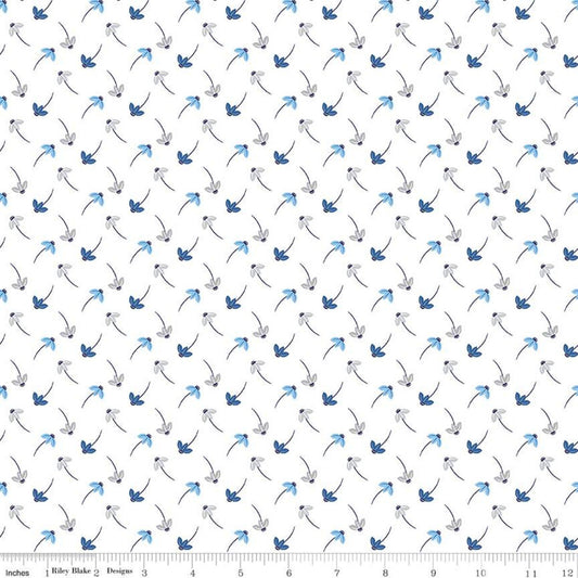 28" End of Bolt - SALE Blue Stitch Daisy C10065 White - Riley Blake Designs - Floral Flowers Daisies - Quilting Cotton Fabric