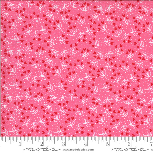 18" End of Bolt - SALE Be Mine Loves a Bloom 20715 Sweetheart - Moda - Valentine's Floral Hearts Pink White Red - Quilting Cotton FabricSALE