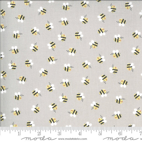 SALE Hello Sunshine Bees 35352 Cloudy - Moda Fabrics - Children's Juvenile Honeybees Gray Grey - Quilting Cotton Fabric