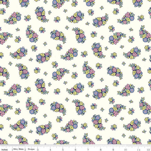 CLEARANCE The Carnaby Collection Daydream Portobello Paisley C 04775942 - Riley Blake - Cream - Liberty Fabrics - Quilting Cotton Fabric