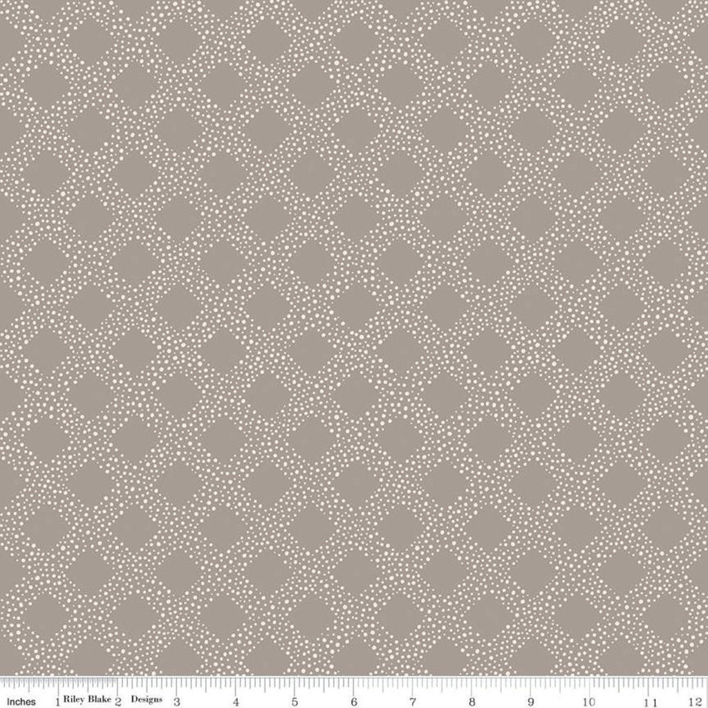 CLEARANCE Harmony Lattice C11095 Gray - Riley Blake Designs - Geometric Diagonal On Point - Quilting Cotton Fabric