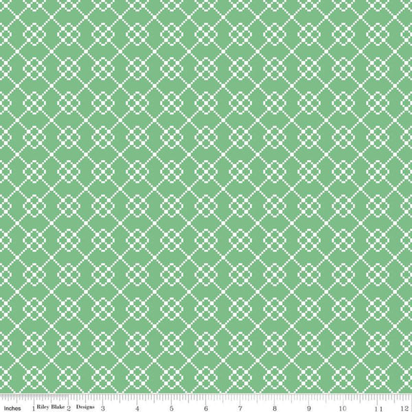 CLEARANCE Quilt Fair Quilty Chain C11358 Green - Riley Blake Designs - Geometric  - Quilting Cotton Fabric