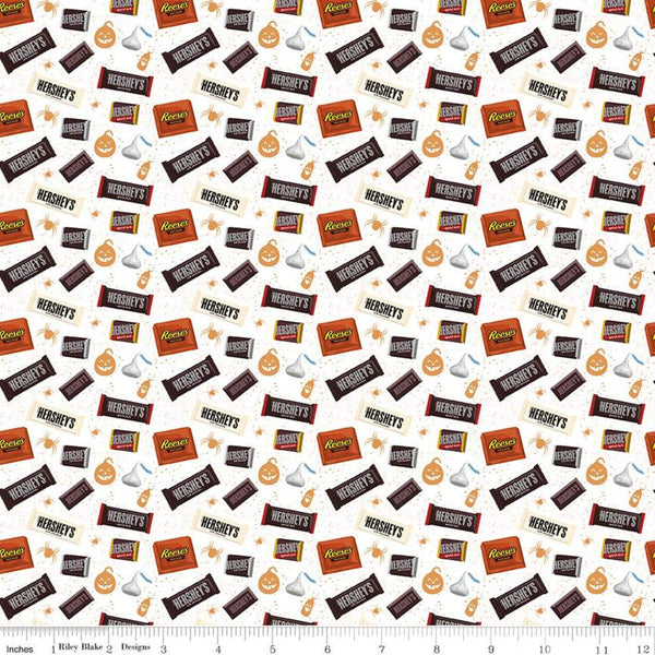 Celebrate with Hershey Candy Toss C11981 White - Riley Blake - Halloween Spiders Jack-o-Lanterns Chocolate - Quilting Cotton Fabric