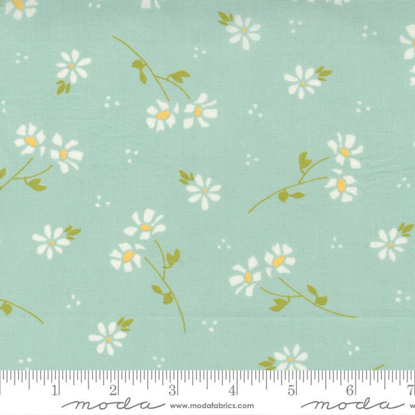 CLEARANCE Seashore Drive Daisy 37621 Sky - Moda Fabrics - Floral Flowers Aqua - Quilting Cotton Fabric