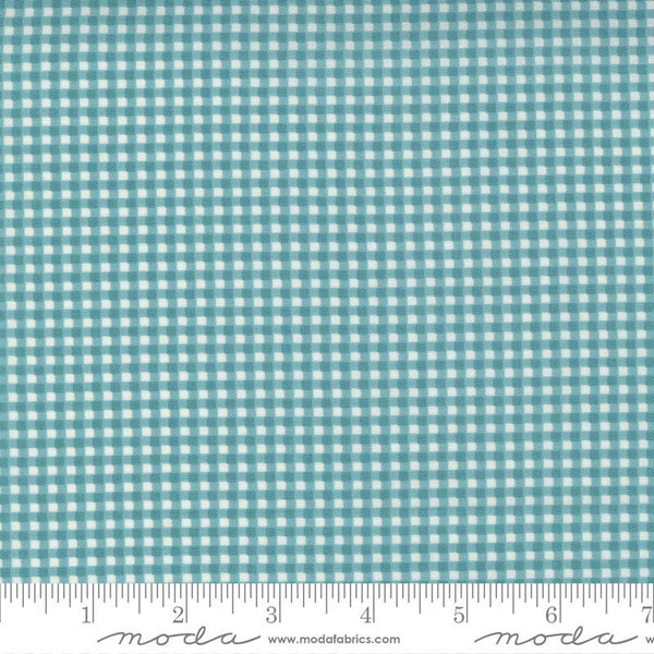 20" End of Bolt - Seashore Drive Picnic Check 37626 Teal - Moda Fabrics - PRINTED Gingham Checks Turquoise Off White -Quilting Cotton Fabric