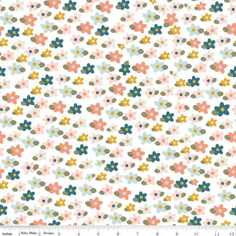 FLANNEL Make a Pretty Life Floral F13336 White - Riley Blake Designs - Flowers Blossoms Leaves - FLANNEL Cotton Fabric