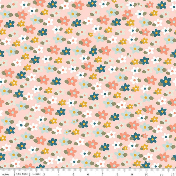 FLANNEL Make a Pretty Life Floral F13336 Blush - Riley Blake Designs - Flowers Blossoms Leaves - FLANNEL Cotton Fabric