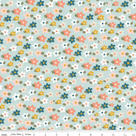 Fat Quarter End of Bolt - FLANNEL Make a Pretty Life Floral F13336 Mint - Riley Blake Designs - Flowers Blossoms Leaves - FLANNEL Cotton