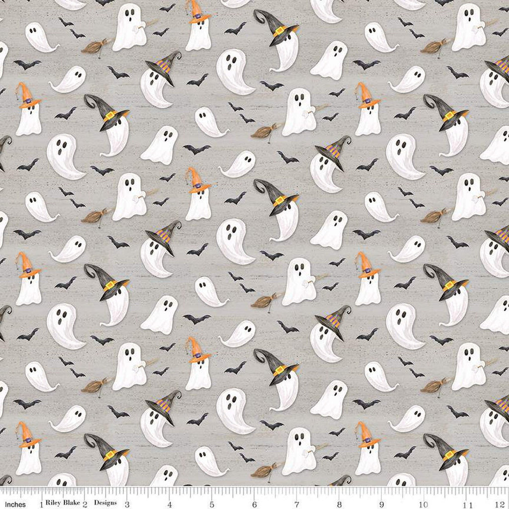 Monthly Placemats October Ghosts C12419 Gray - Riley Blake Designs - Halloween Ghosts Bats  - Quilting Cotton Fabric